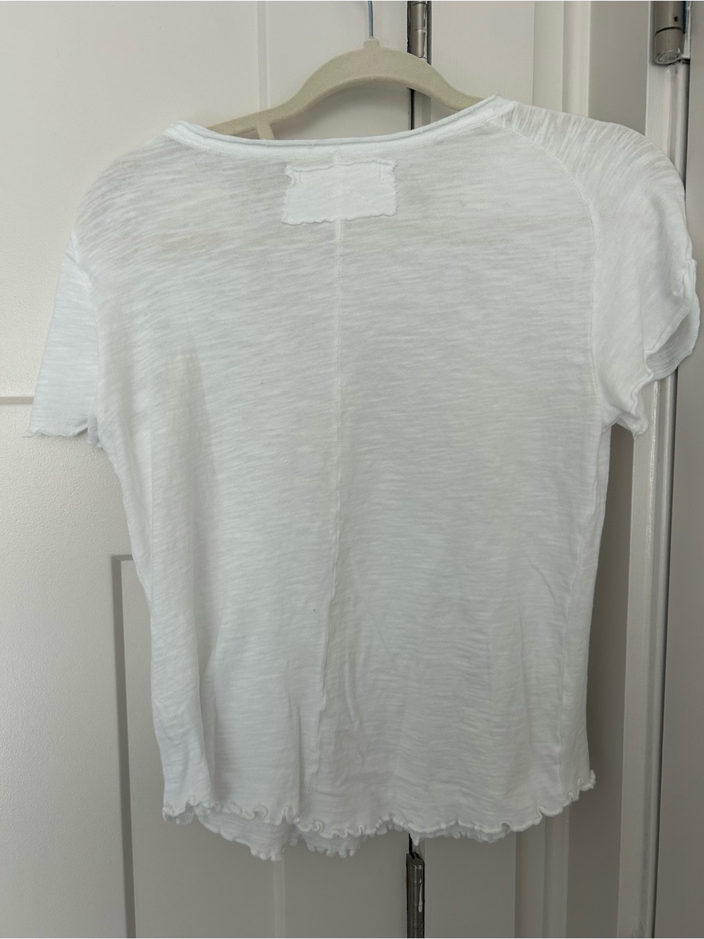 We The Free White lettuce edge short Sleeve Tee size Large - Picture 3 of 3